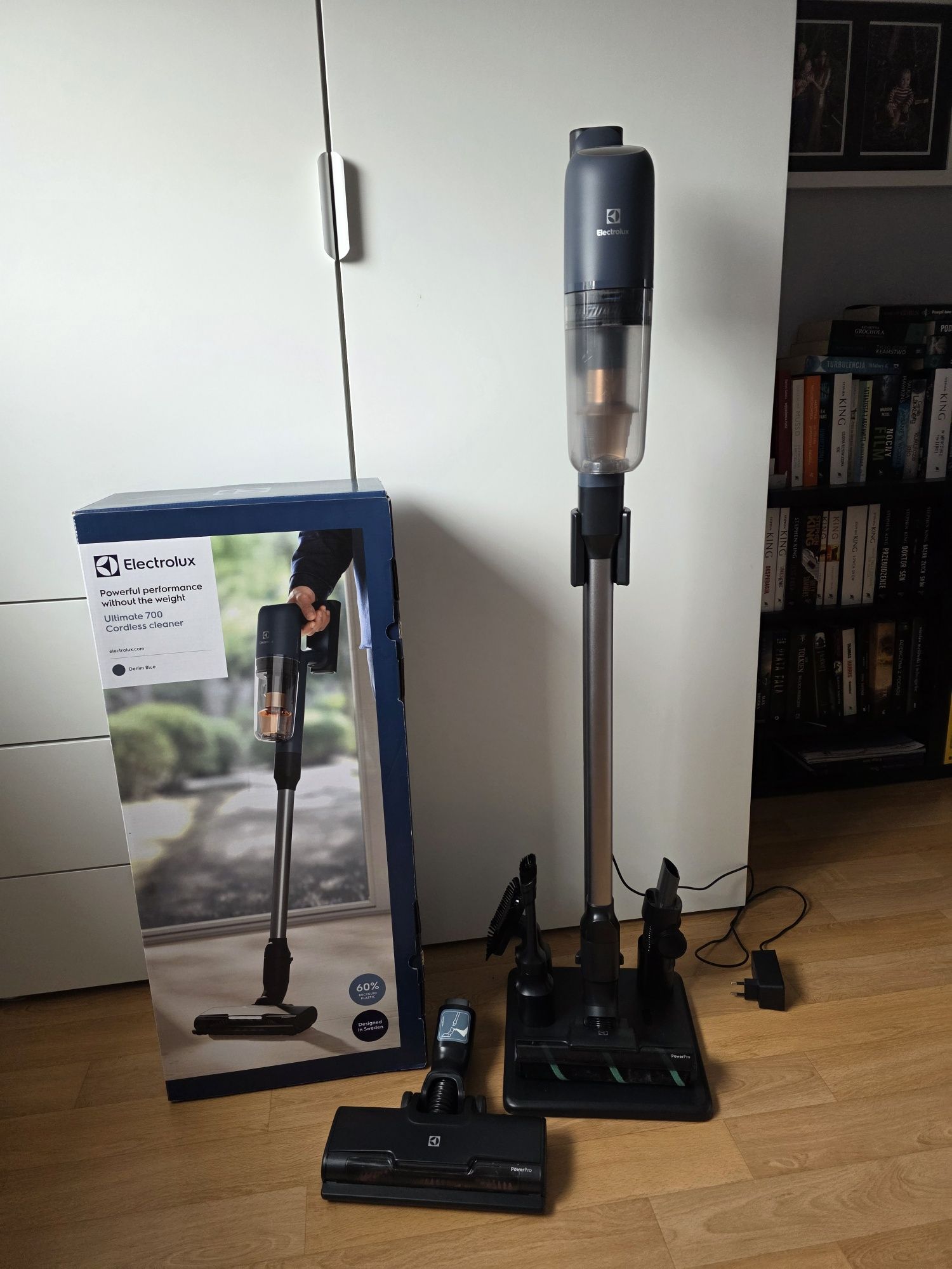 Odkurzacz pionowy Electrolux Ultimate 700 Turbo Drive