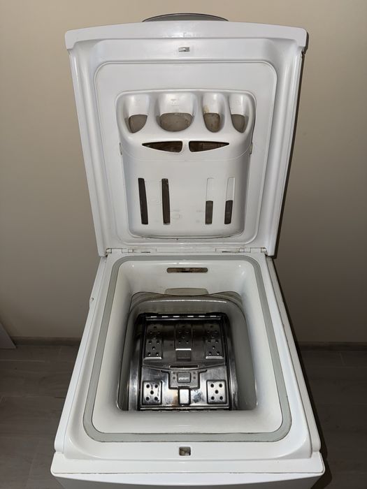 Пральна машина Whirlpool AWT 2296