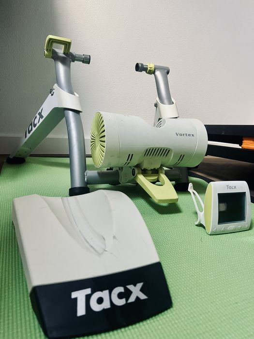 Rolo de treino bicicleta Tacx vortex