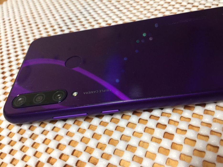 Huawei y6p 3/64 purple