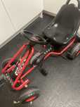 Kart criança de pedais