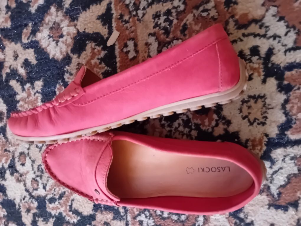 Buty Lasocki, kupione jesienią.
