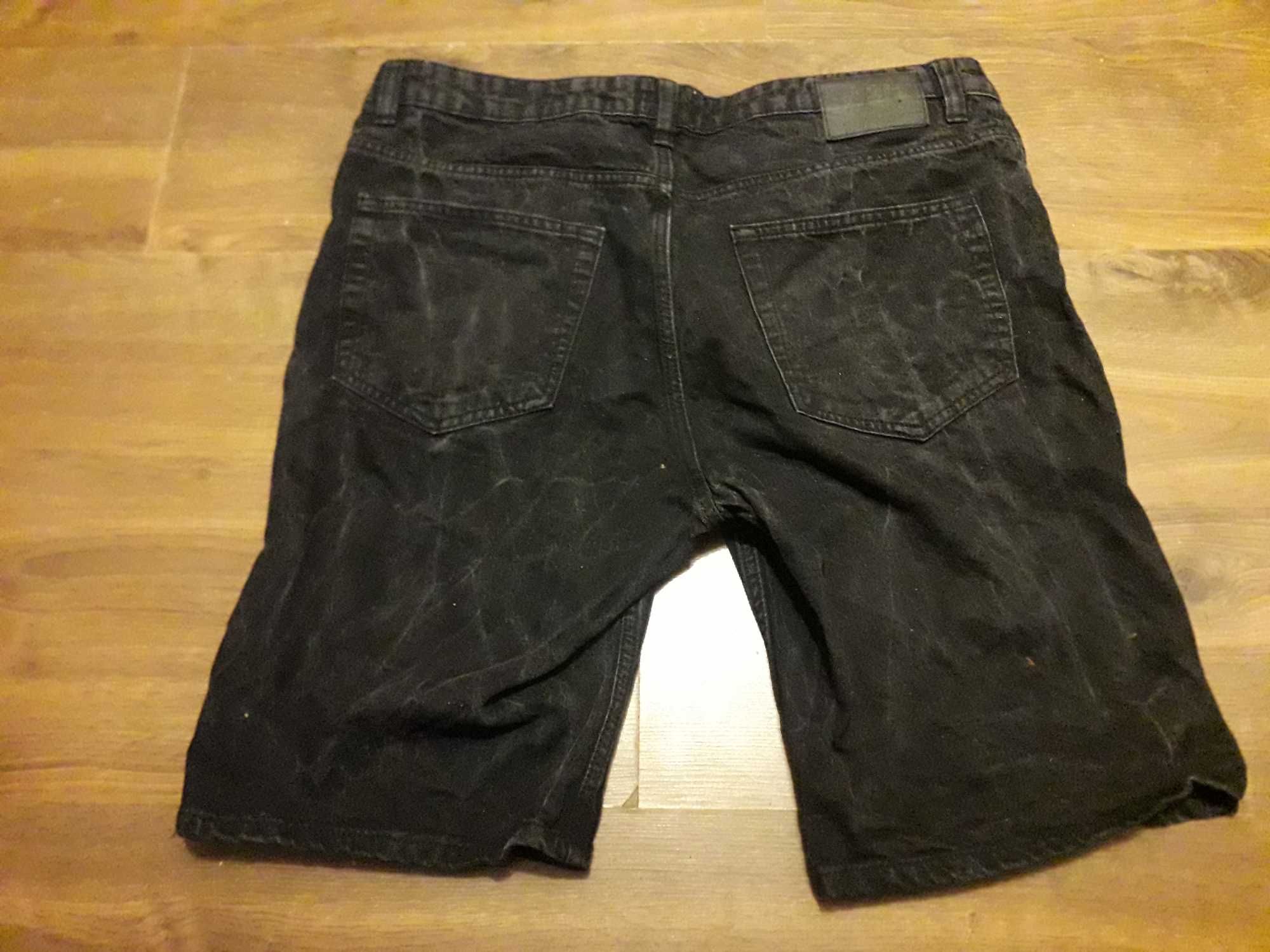 spodenki jeansowe