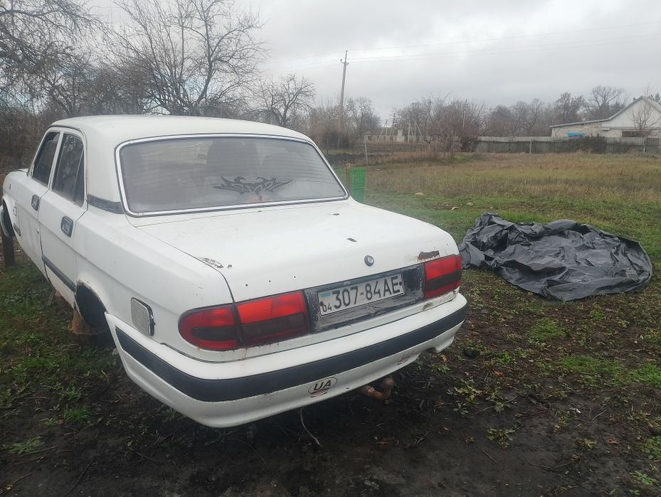 Продам газ 3110 кузов или по запчастям