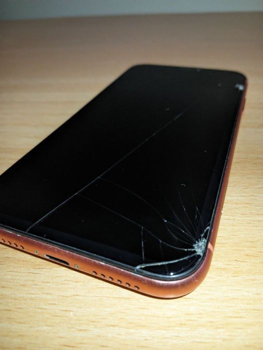 iPhone XR 128 GB • Bez blokad • Pęnknięty ekran • Wymiana •