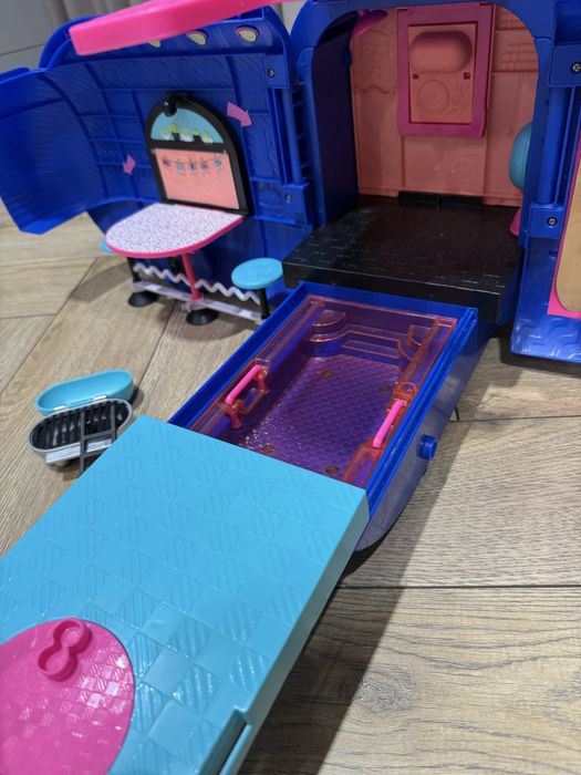 Машина кемпер для ляльок LoL