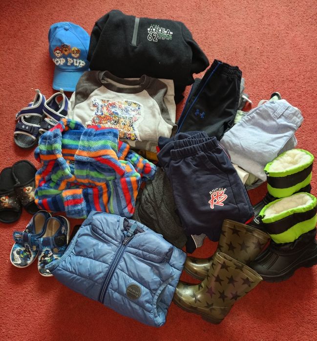 Великий пакет дитячого одягу за символічну ціну