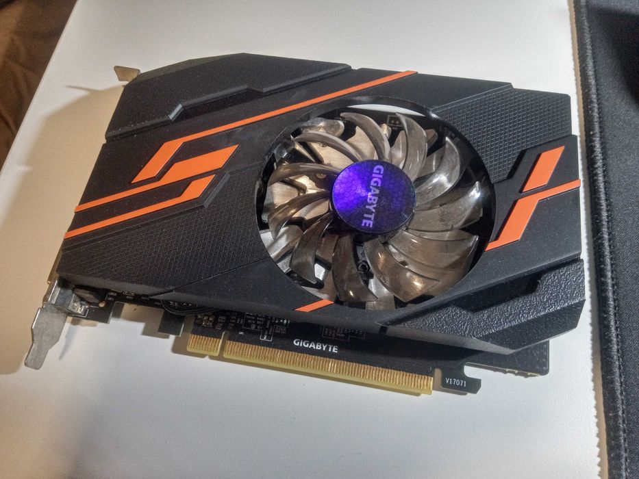 Placa Gráfica NVidia GT 1030