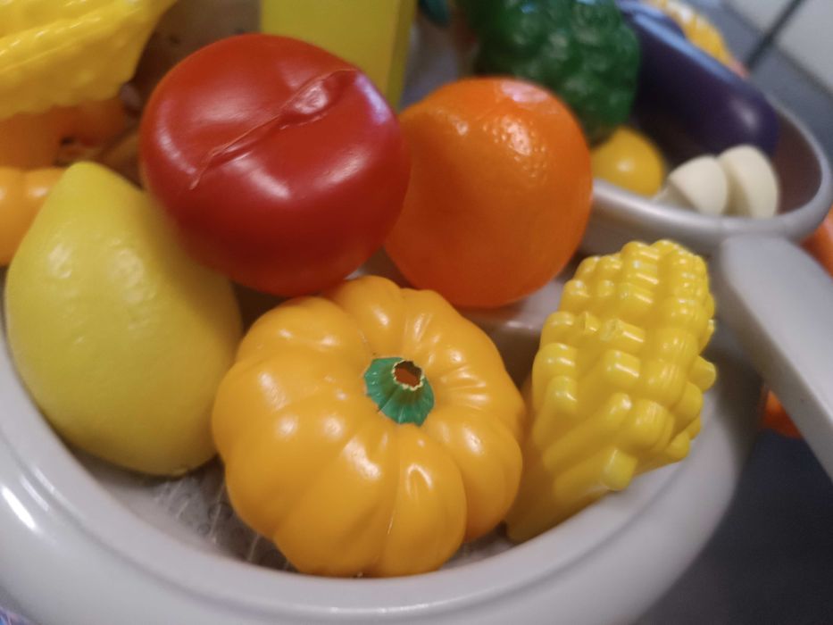 Kuchenka z piekarnikami, owocami, warzywami +pralka kapcie, liczydło!