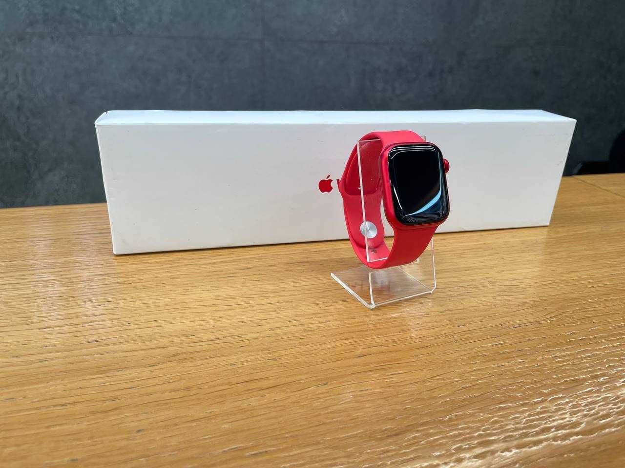 б\у Apple Watch Series 8 41mm Red Aluminum Case with Red Sport Band