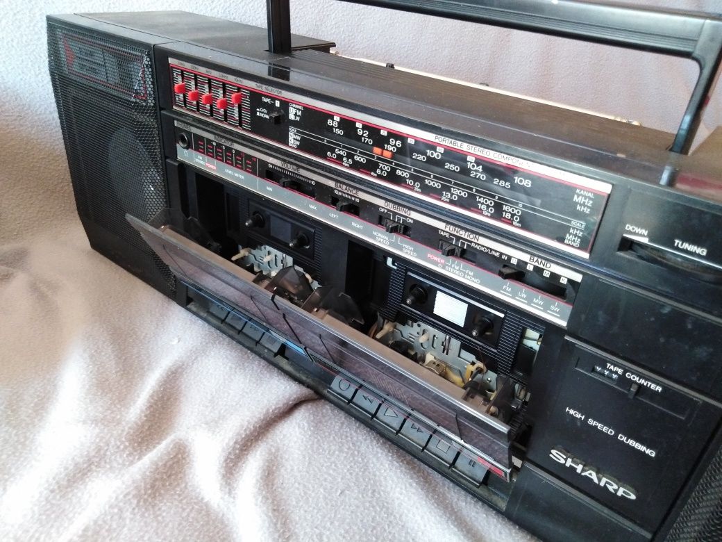 Radiomagnetofon Sharp WF 372 piękny