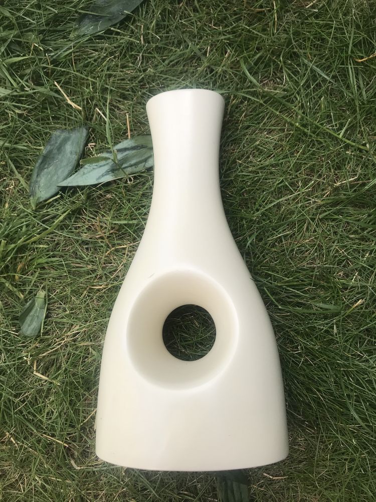 Nowoczesny ceramicZny wazon na kwiaty