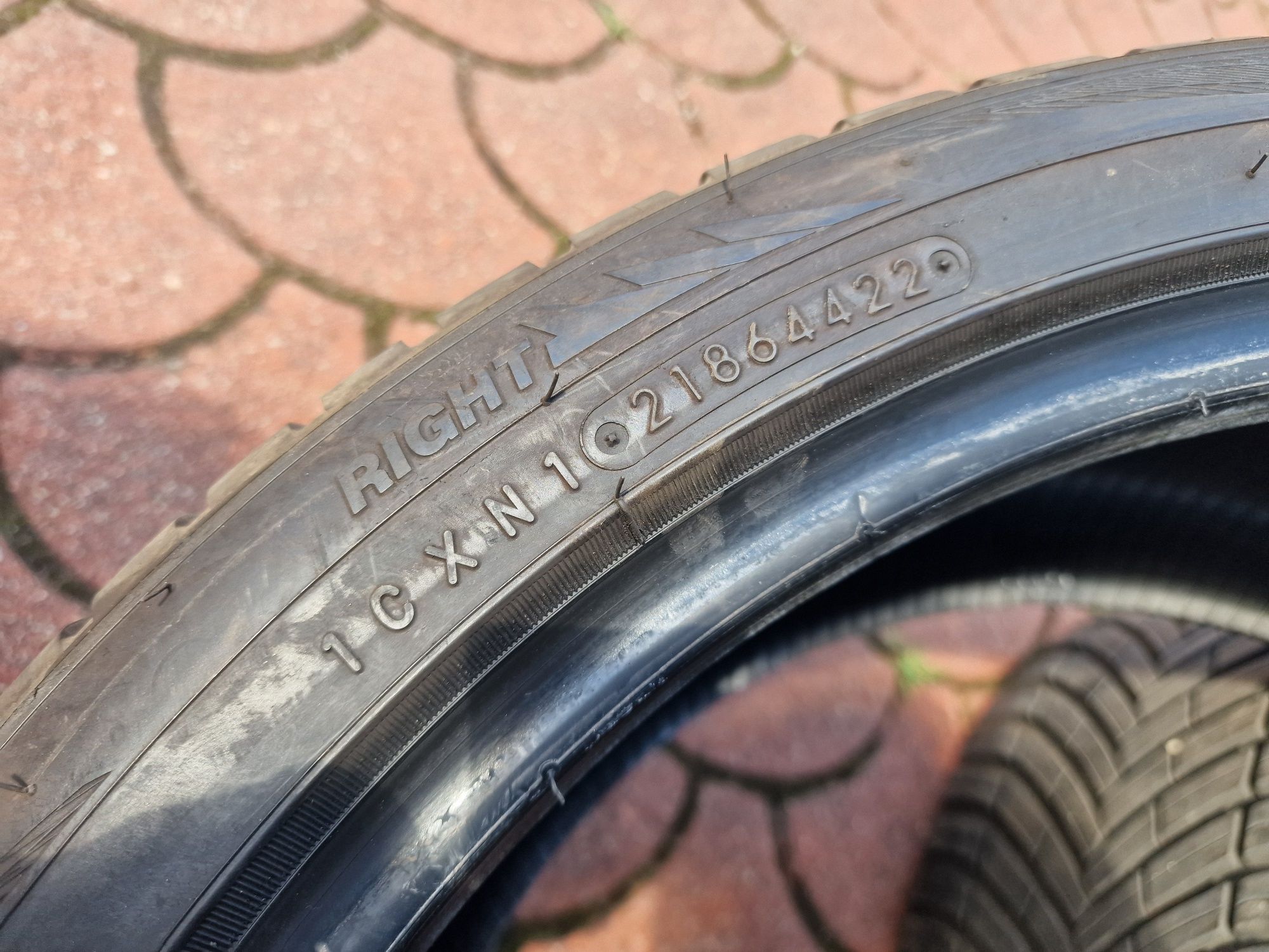 4x Toyo celsius as2 235/40r19 96y xl