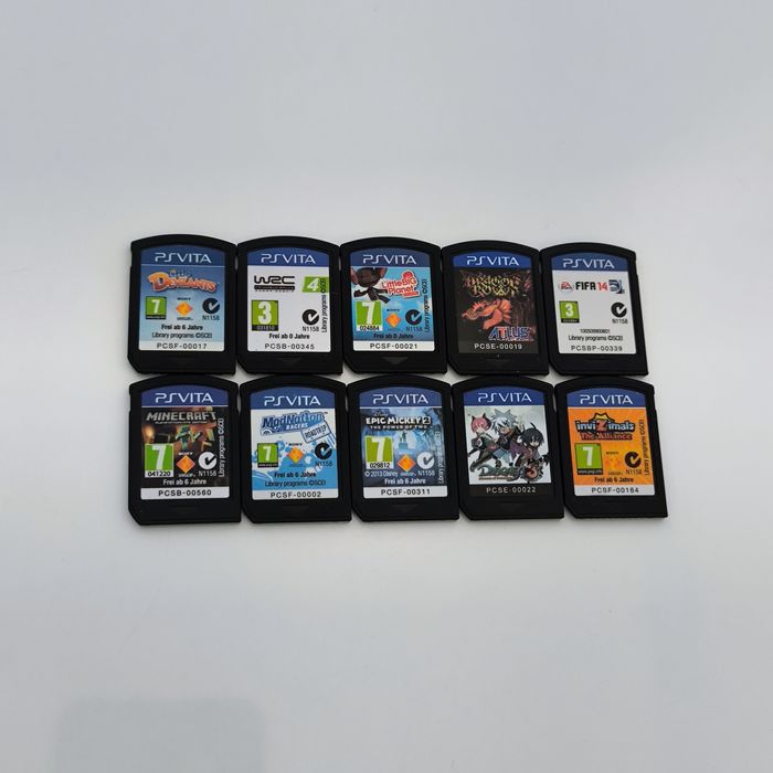 18 Jogos PS Vita + Acessórios