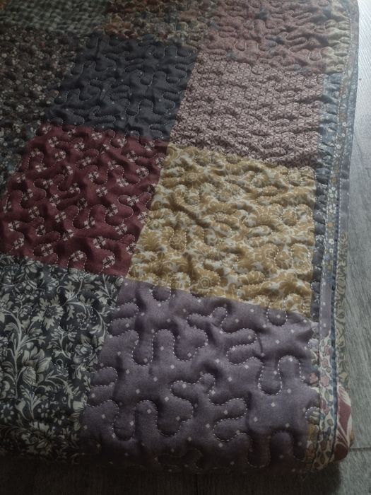 Ozdobna kapa patchwork 195x135 cm