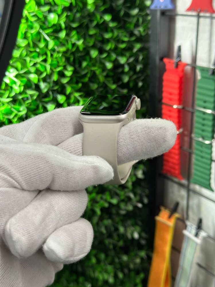 Apple Watch SE2 40mm Starlight Повний к-т Магазин, Гарантія, Вибір