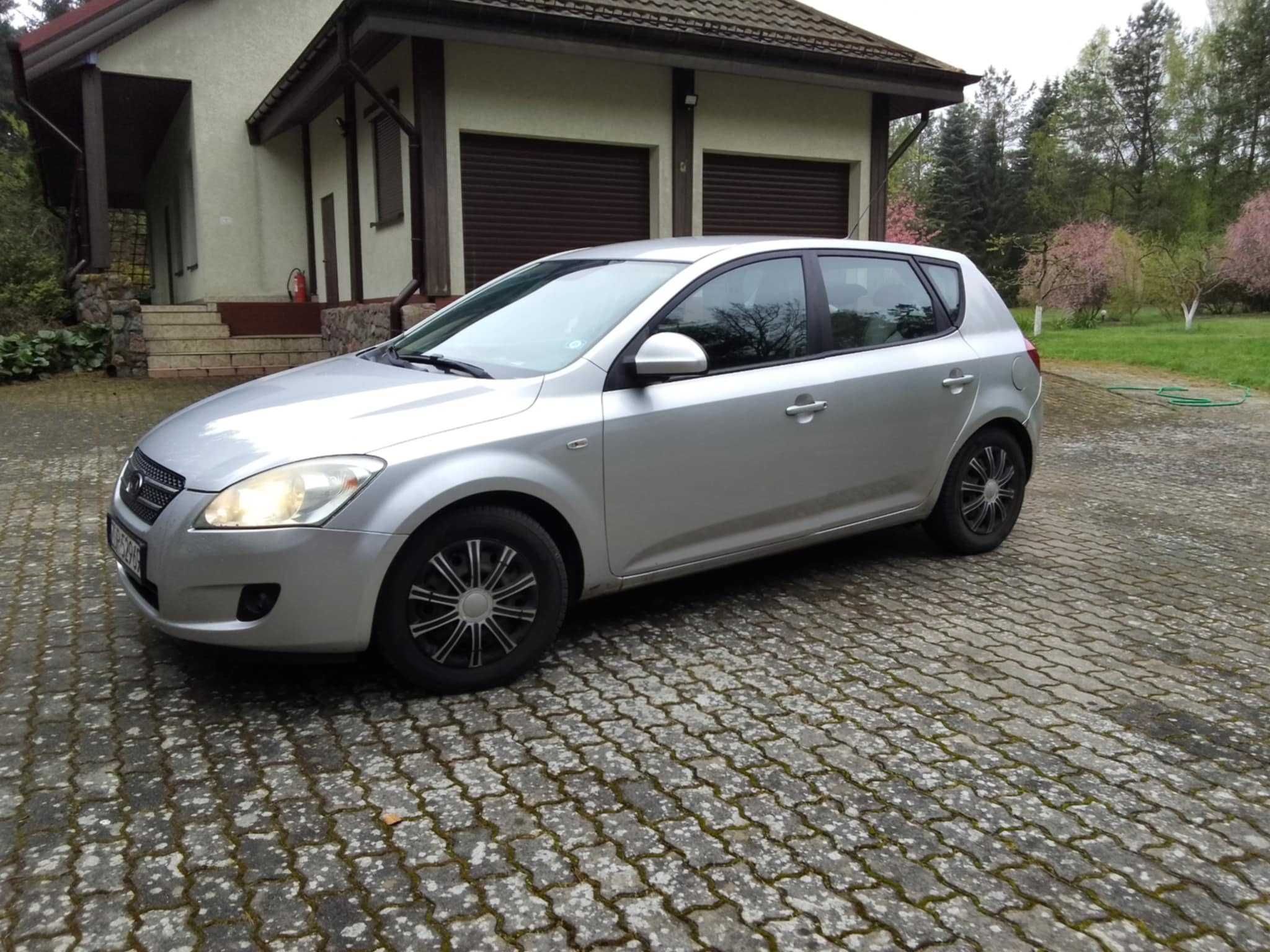 Kia cee'd 2008 1.6 crdi