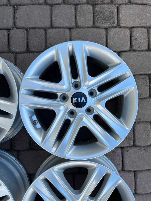 Oryginalne alufelgi Kia 5x114,3 16 cali CZUJNIKI Ceed Optima Carens