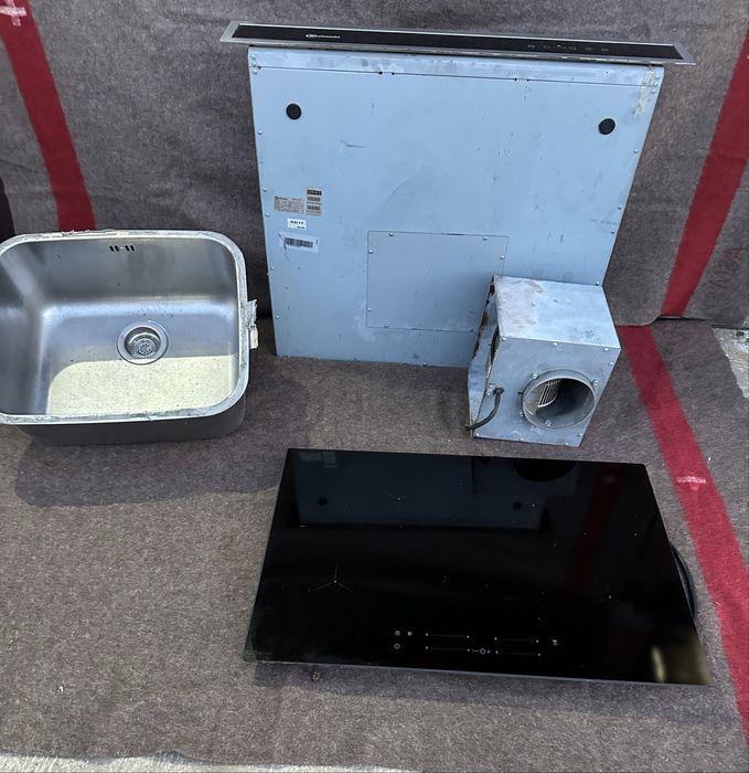 Vendo placa vidro ceramica mais exaustor e pia da louça