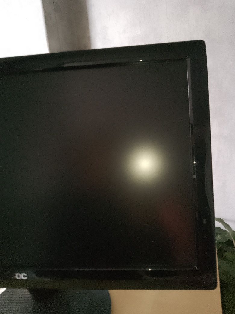 Monitor AOC 2236V wa  22 cale LED głośniki USB D-SUB Dvi