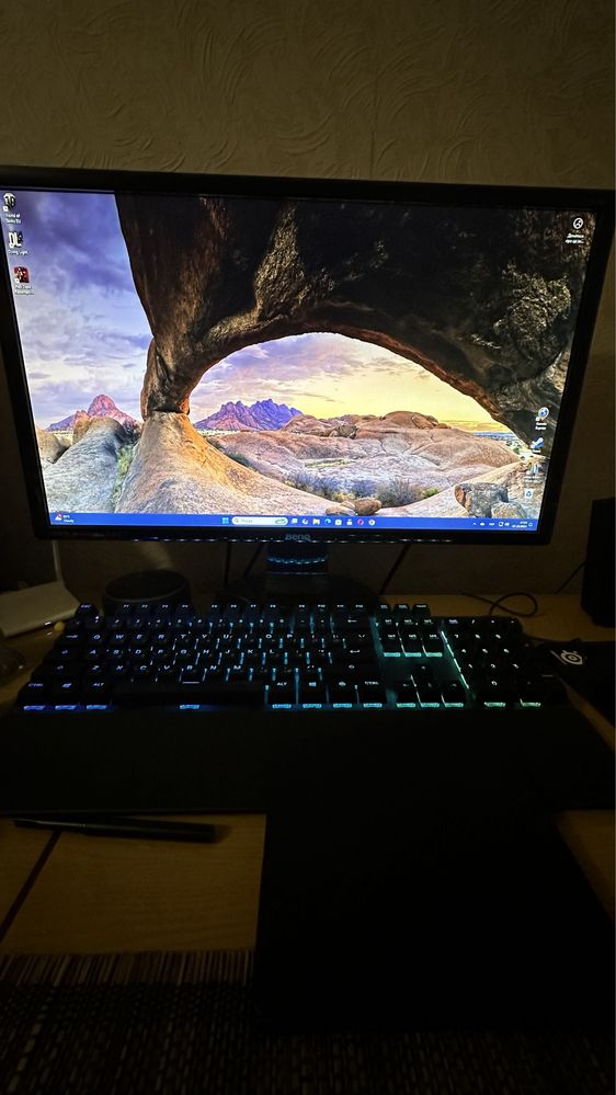 Монітор Benq gl2460 24 дюйми
