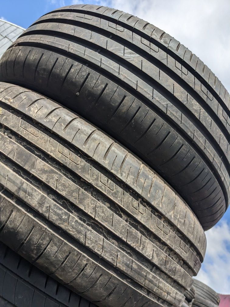 215/55R17 Goodyear 94V
