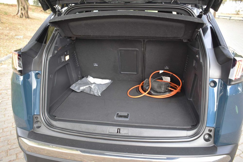 2023/05 | Peugeot 3008 Plug-In Hybrid 225 e-EAT8 Allure Pack