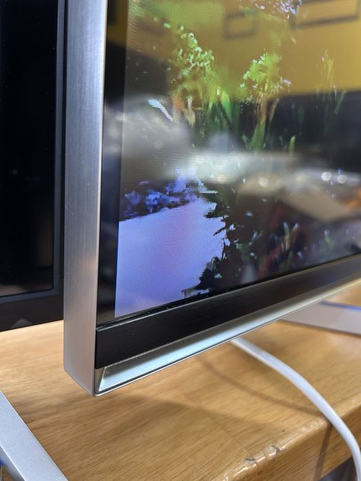 Преміум 3D Телевізор 42” LG 42LA660V Smart TV, сабвуфер.