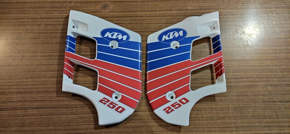 Naklejka do KTM 250 rok 1990
