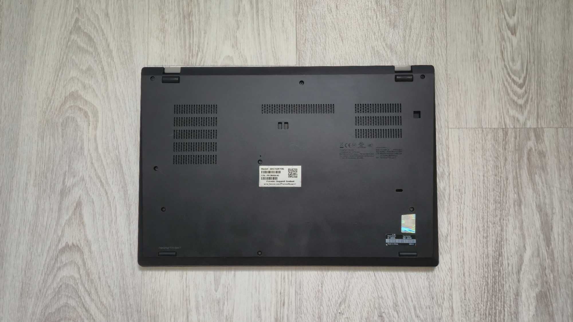 Lenovo  ThinkPAD  T15: i5-10310U + 16GB RAM + 1TB Dysk NVME + Torba