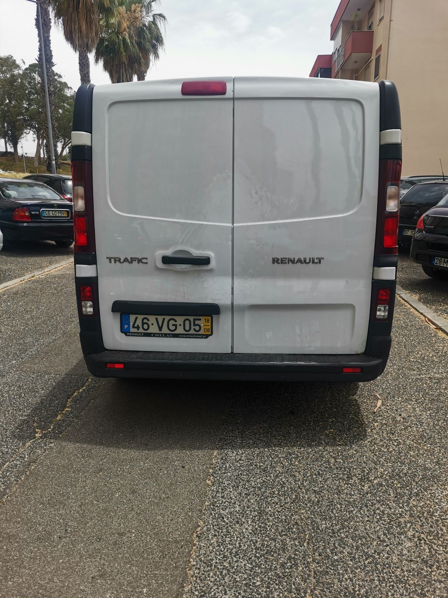 Venda de carrinha Renault trafic 1600 de 3 lugares