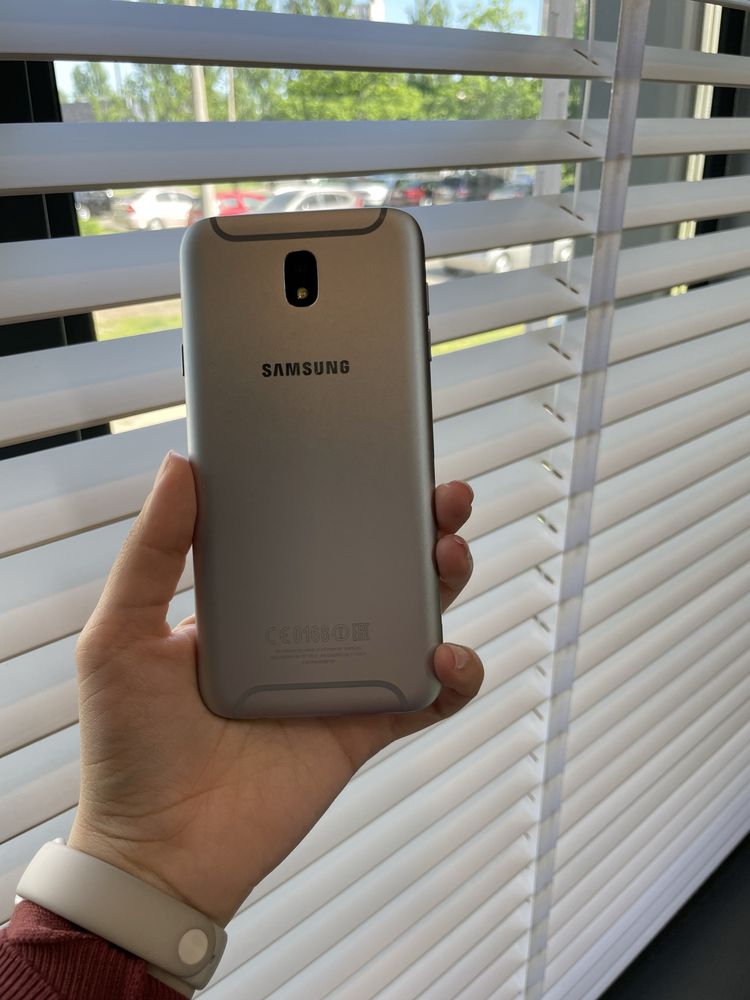 Samsung Galaxy J7