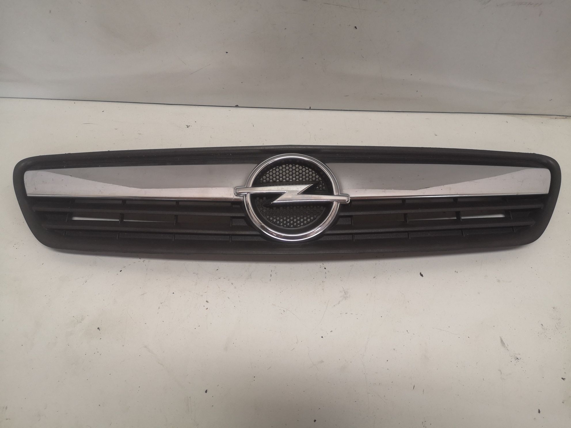 Opel Meriva a lift grill europa