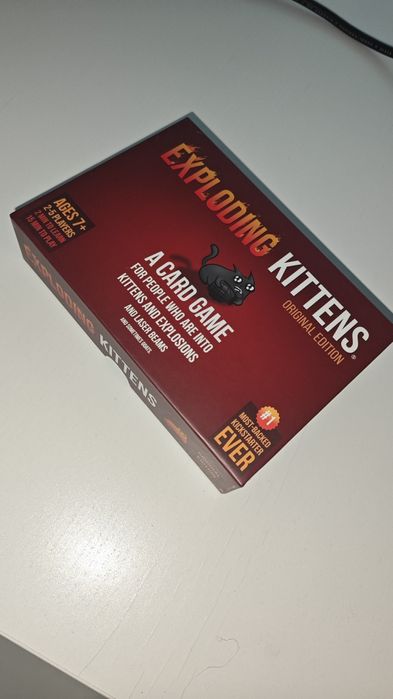 Exploding Kittens - Jogo de Cartas