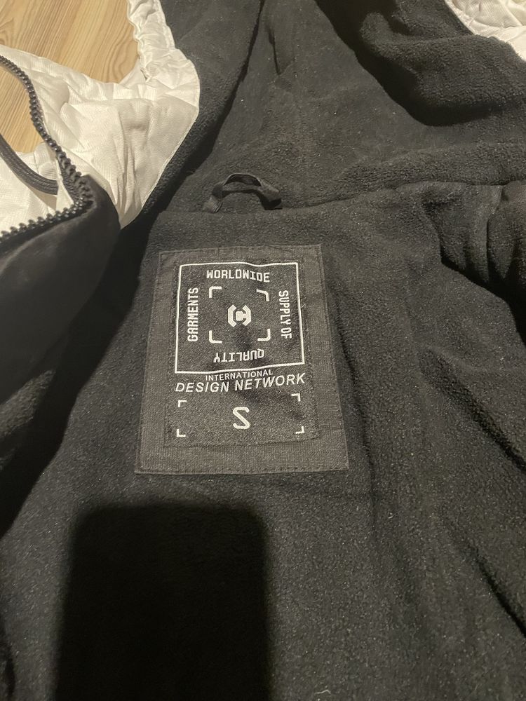 Kurtka zimowa , na narty Cropp   rozmiar 164/170