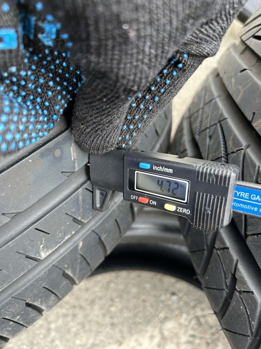 Всесезонні шини, забирайте! пара шин 245/40 R18.