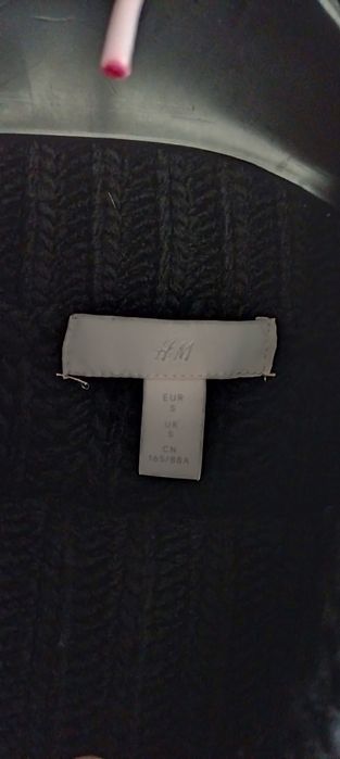 Czarny gruby włóczkowy swetr golf ciepły H&M rozmiar S.