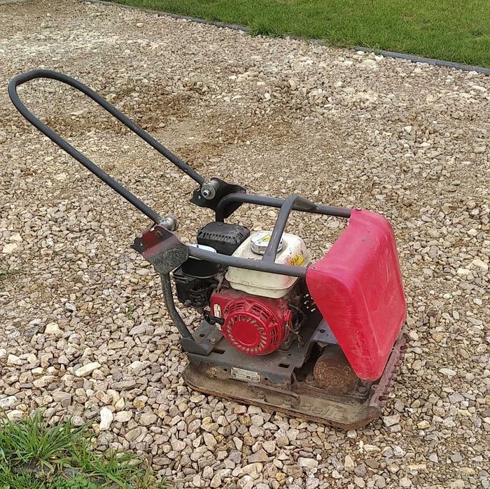 83kg jednokierunkowa ubijarka Belle zageszczarka