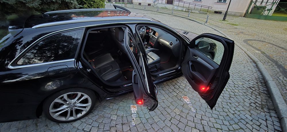 Audi a4 b8 avant 2.0 tdi CR 143 km Orginalny przebieg