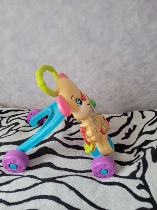 Іграшка-ходунок для діток ,які починають ходити