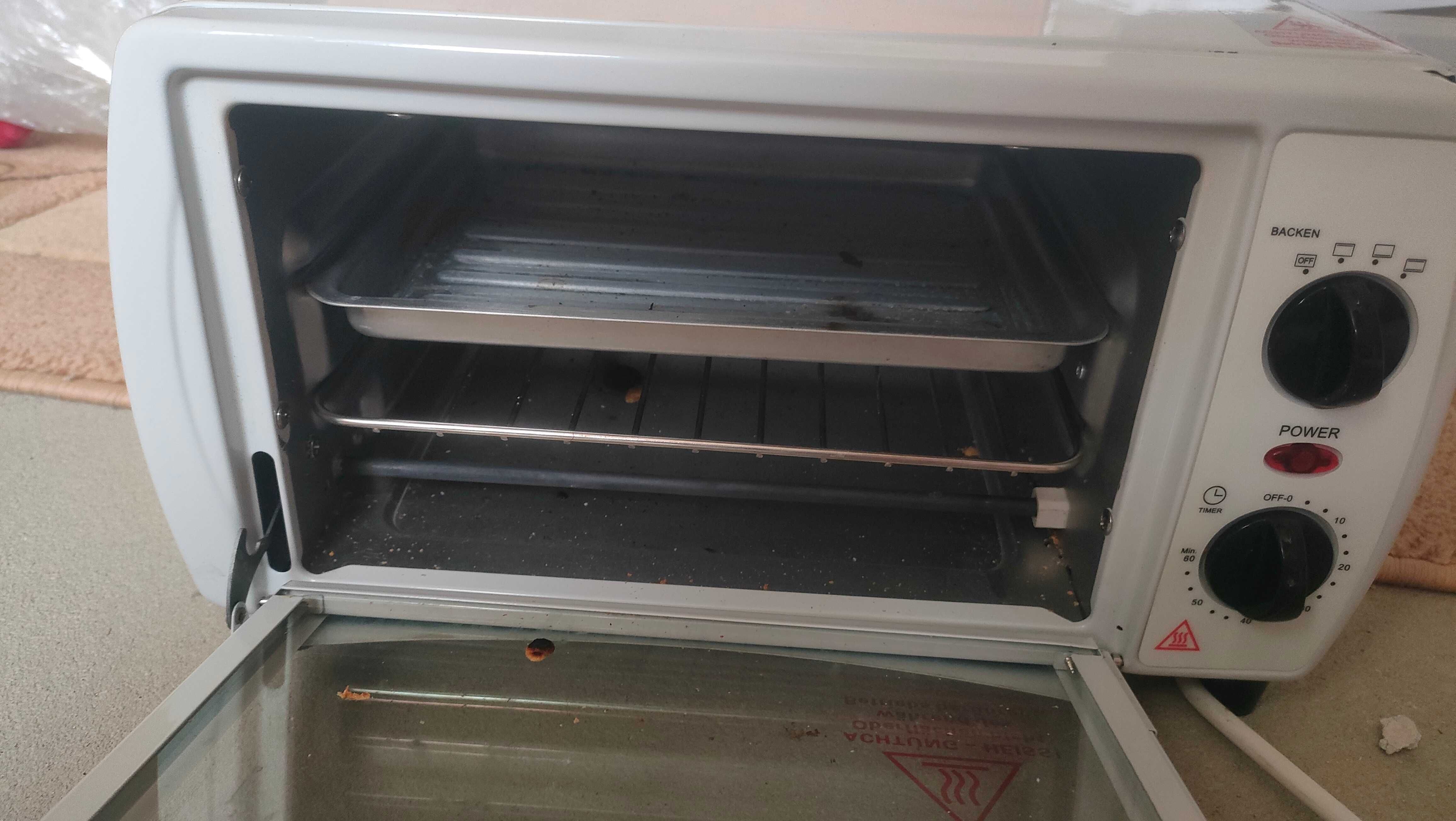 Pieakrnik elektryczny 1000w 9 litrow