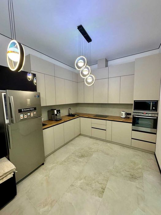 Продаж апартаментів у новобудові на вул. Залізнична 9Б. "Riel"