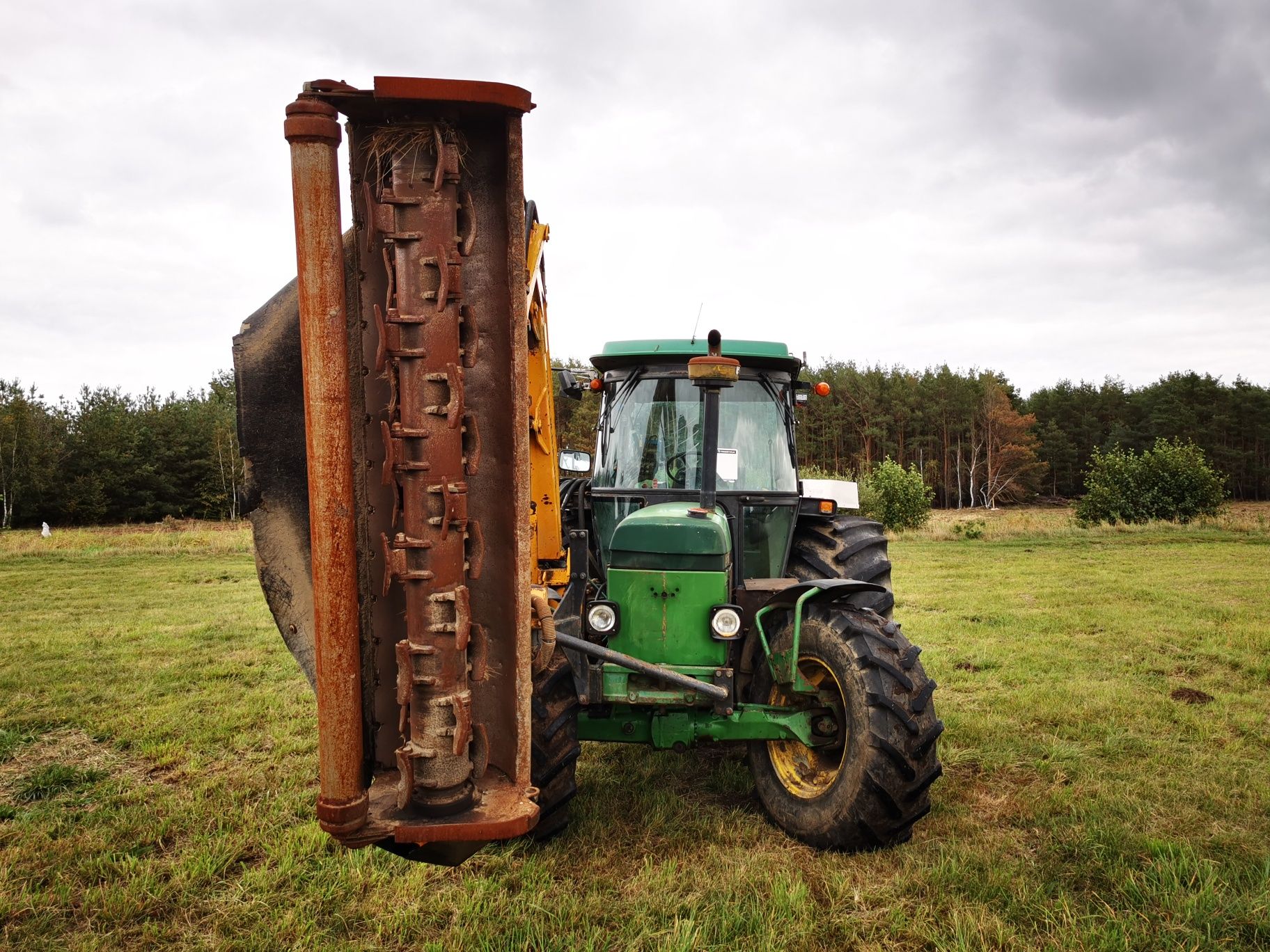 Johne Deere 2850 +kosiarka bijakowa herder