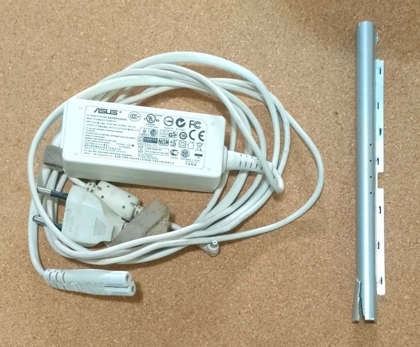 PC - ASUS - Para Reparo