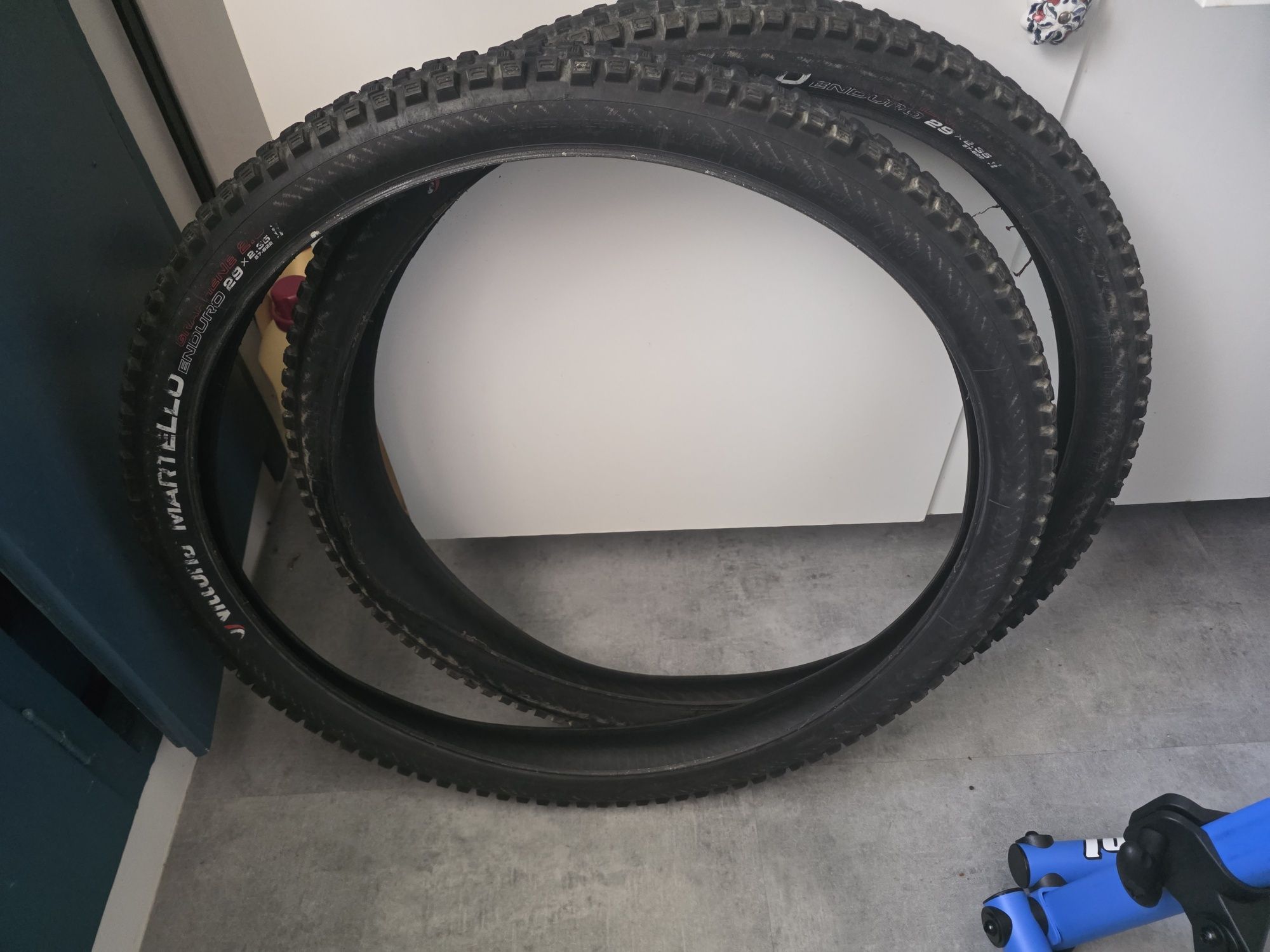 Komplet opon zwijanych 29x2.35 vittoria martello enduro opony 29