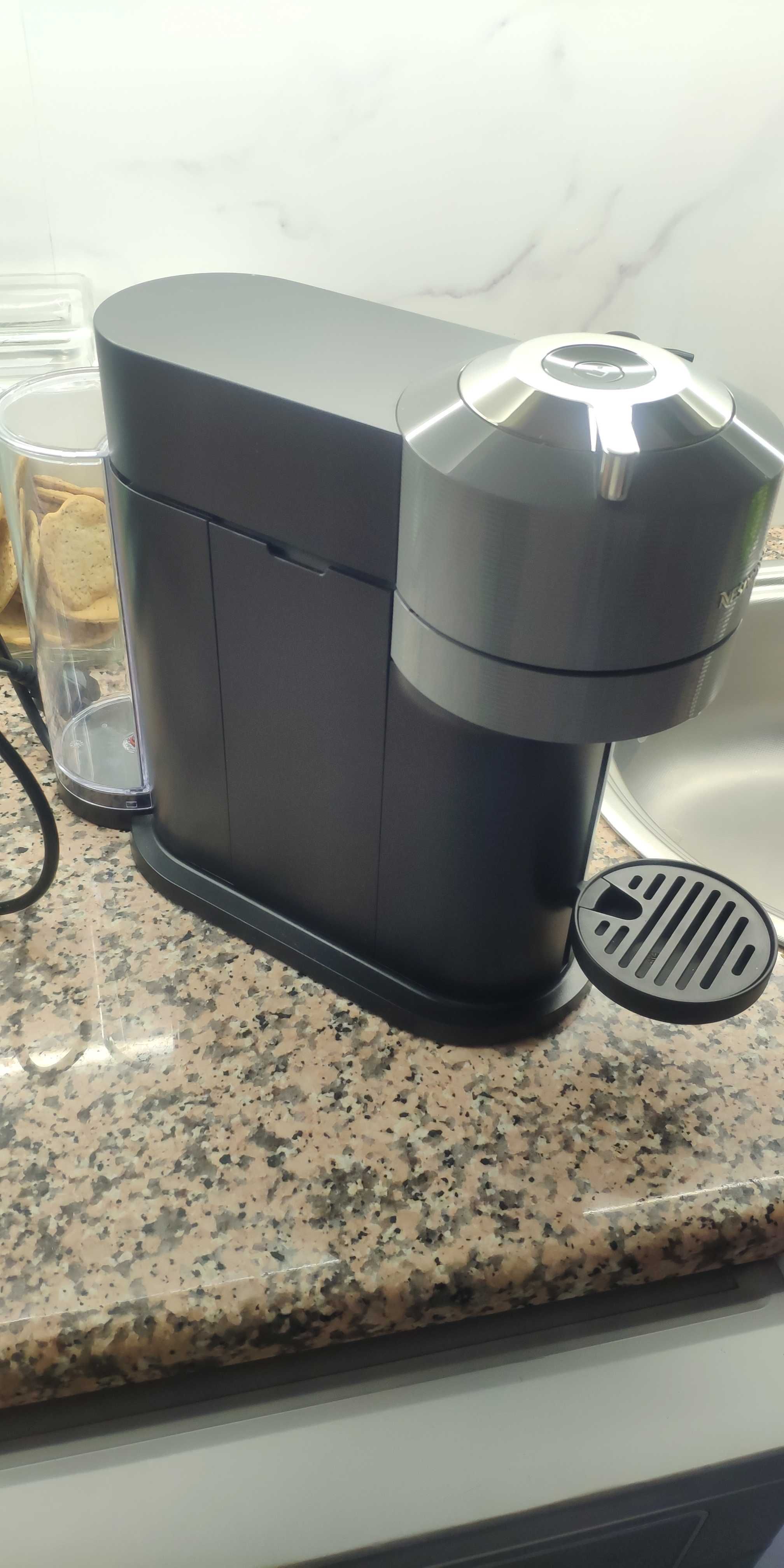 Máquina de café Nespresso Vertuo