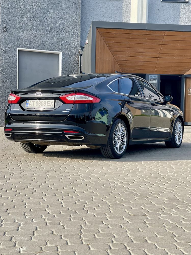 Ford Fusion / 2015 / 4x4 / Автомат