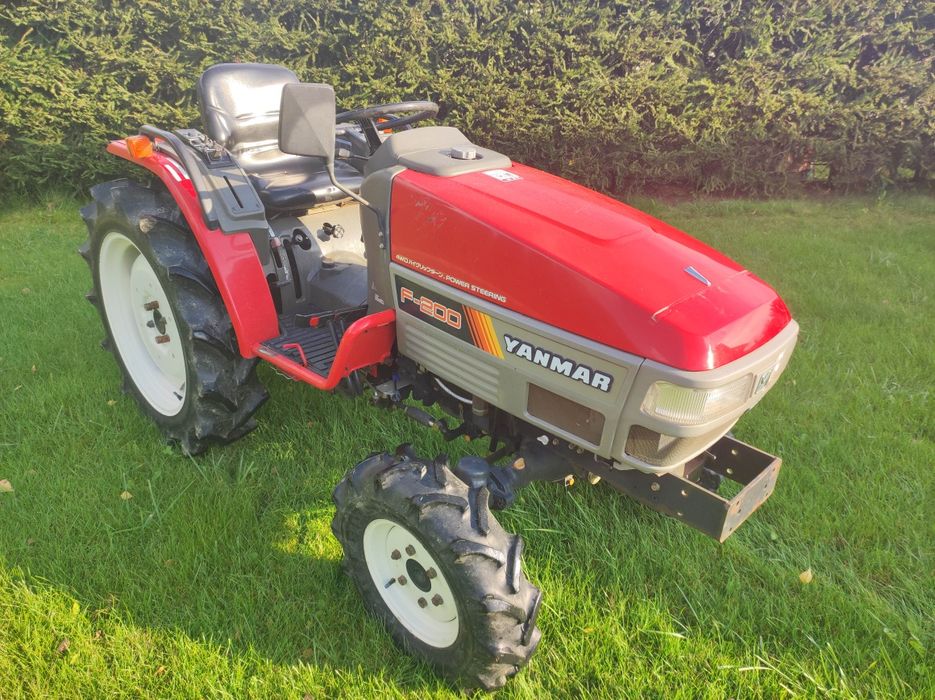 Traktorek ogrodowy yanmar f200/af24 ładowacz czołowy tur