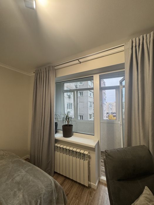 Продам 1 комнатную квартиру на Фрунзенском !Левый берег! Донецкое шосс