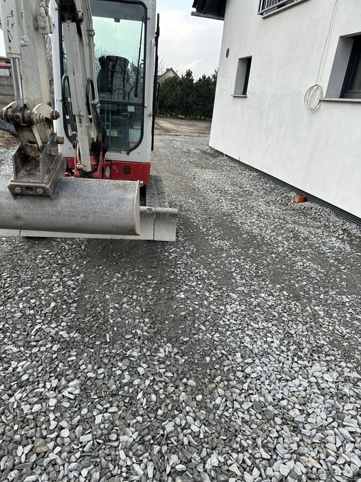 Kucie betonu wyburzenia uslugi minikoparka wiercenie studni slupy